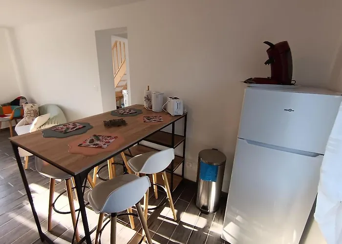 Holiday home Maison Les Hemmes D'oye *